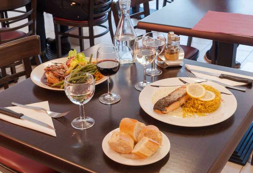 בית מלון כפרי The Originals City, Hôtel Le Savoy, Caen