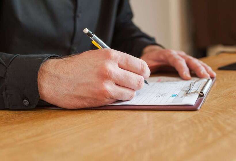 בית מלון כפרי The Originals City, Hôtel Le Savoy, Caen