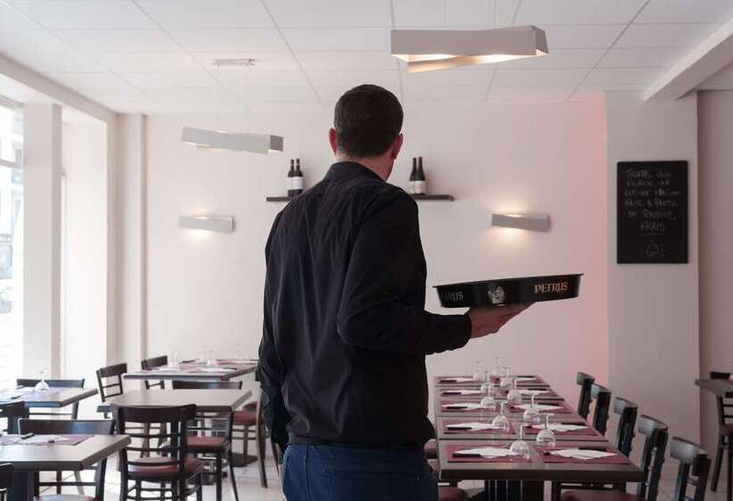 בית מלון כפרי The Originals City, Hôtel Le Savoy, Caen