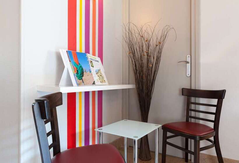 בית מלון כפרי The Originals City, Hôtel Le Savoy, Caen