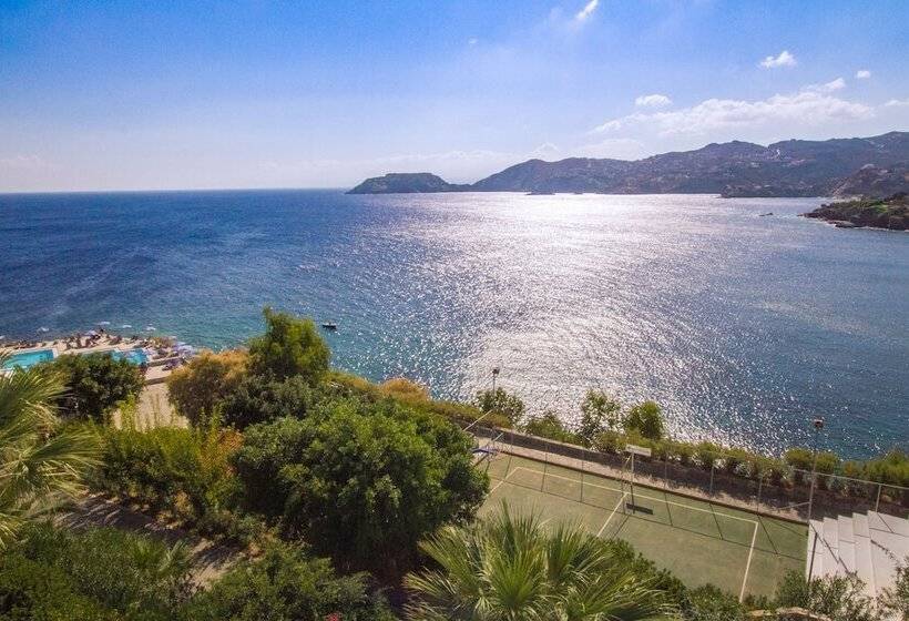 Отель Peninsula Resort & Spa