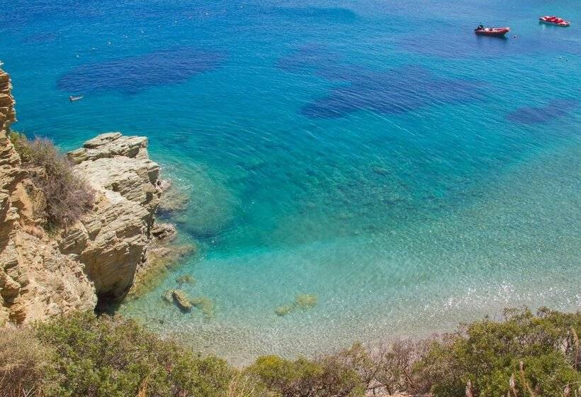 Отель Peninsula Resort & Spa