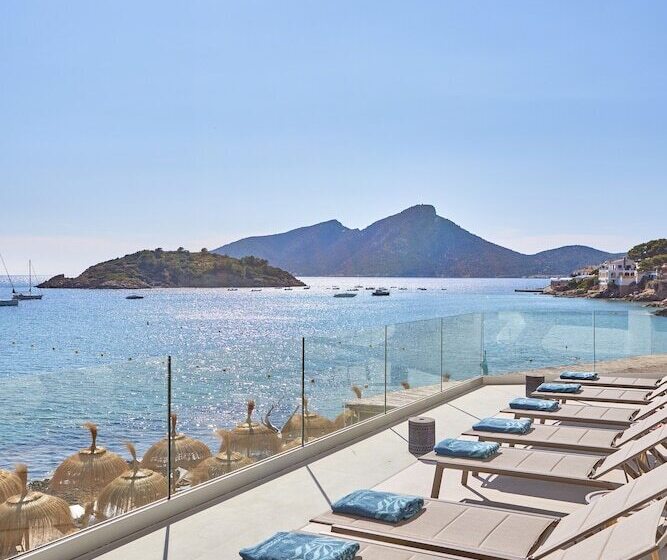 Universal Hotel Aquamarin