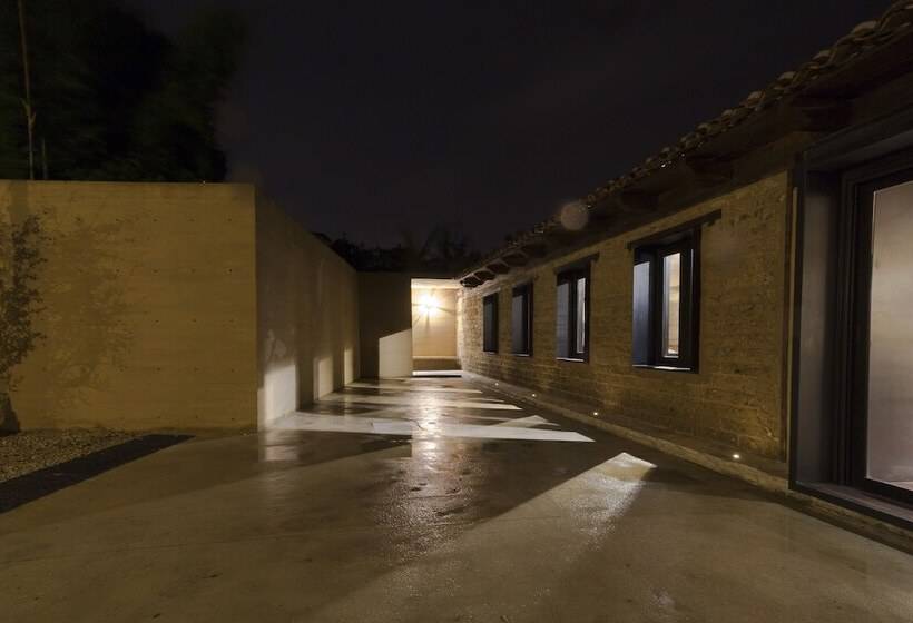 בית מלון כפרי Uvence Arte +