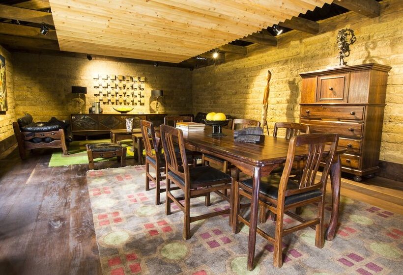 בית מלון כפרי Uvence Arte +