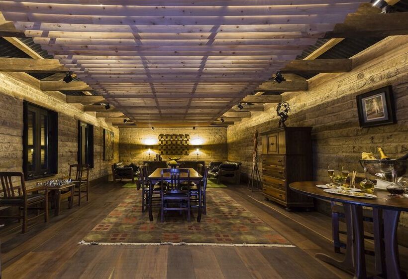 בית מלון כפרי Uvence Arte +