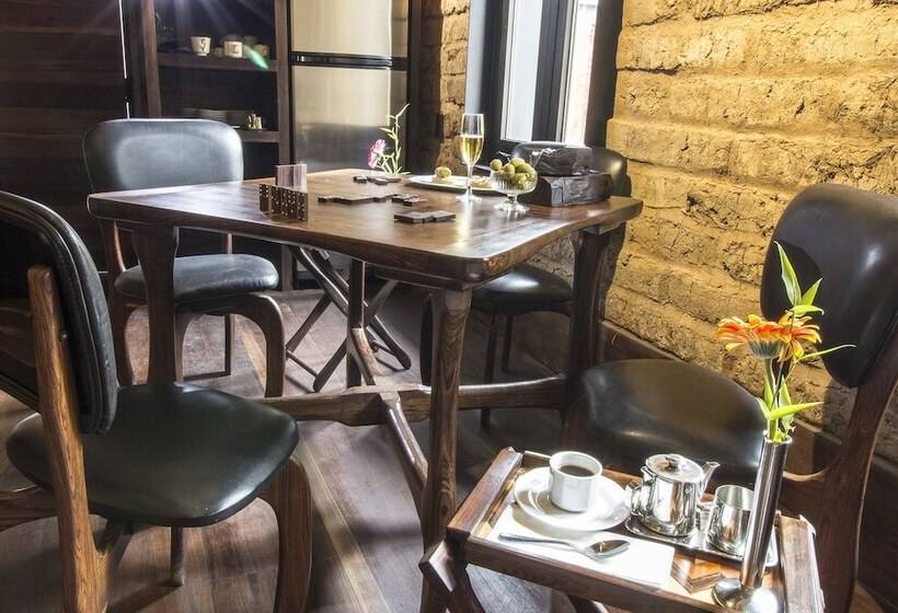 בית מלון כפרי Uvence Arte +