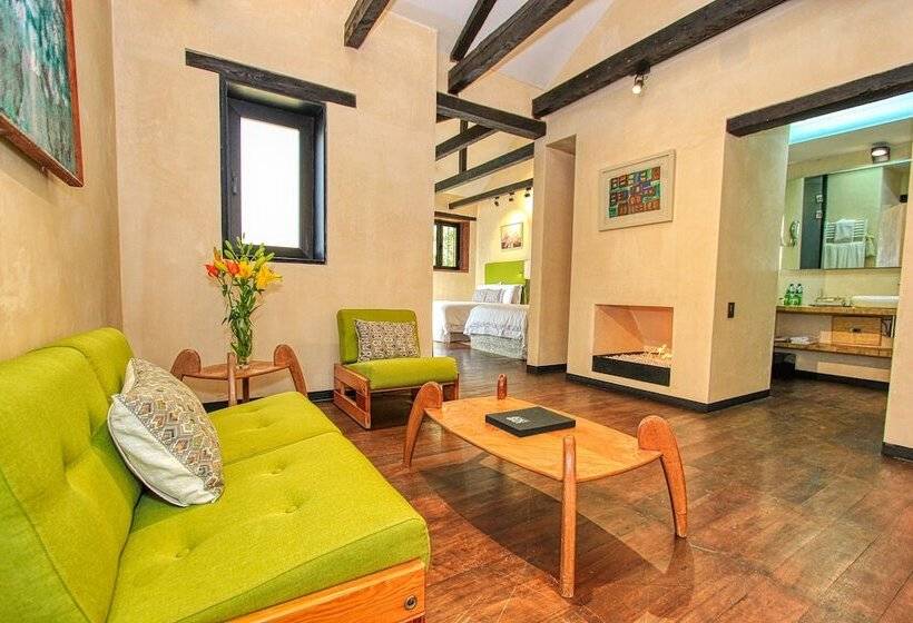 בית מלון כפרי Uvence Arte +