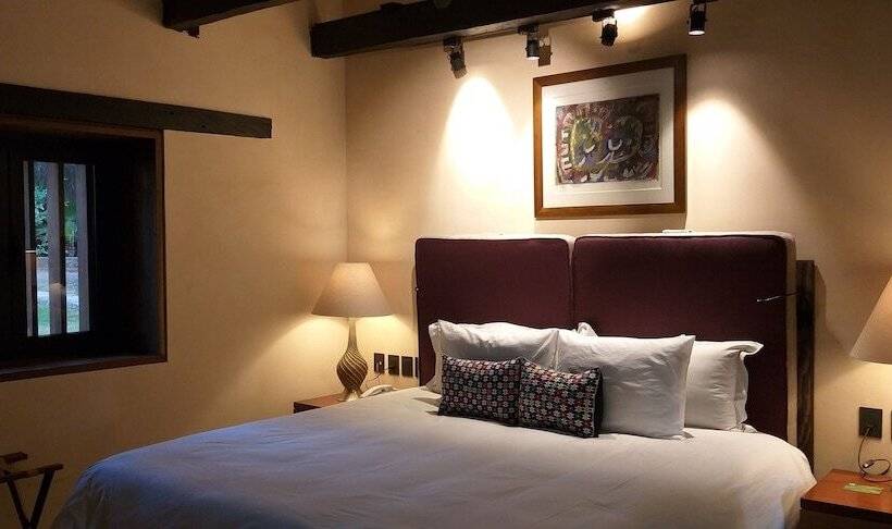 בית מלון כפרי Uvence Arte +