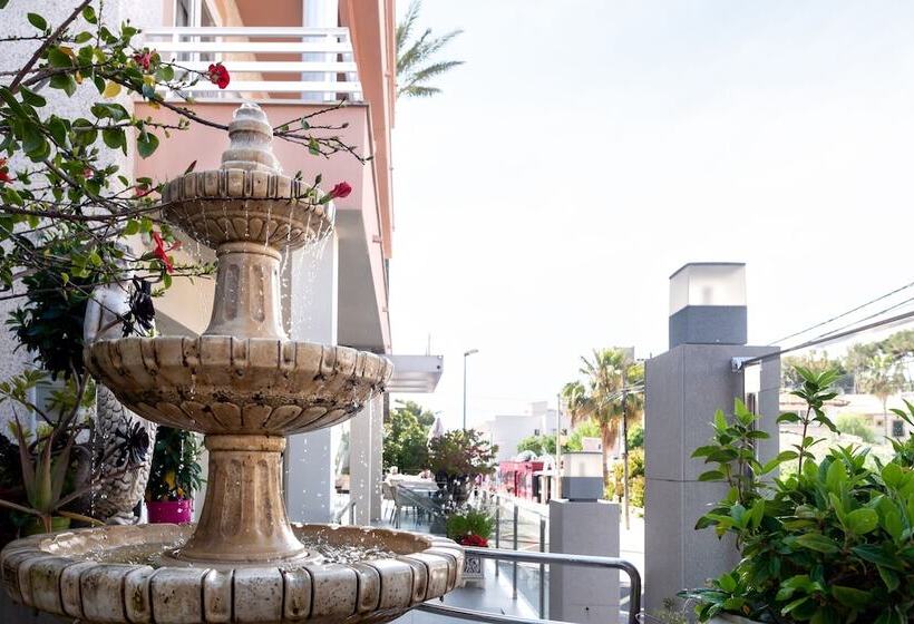 هتل Venecia Paguera