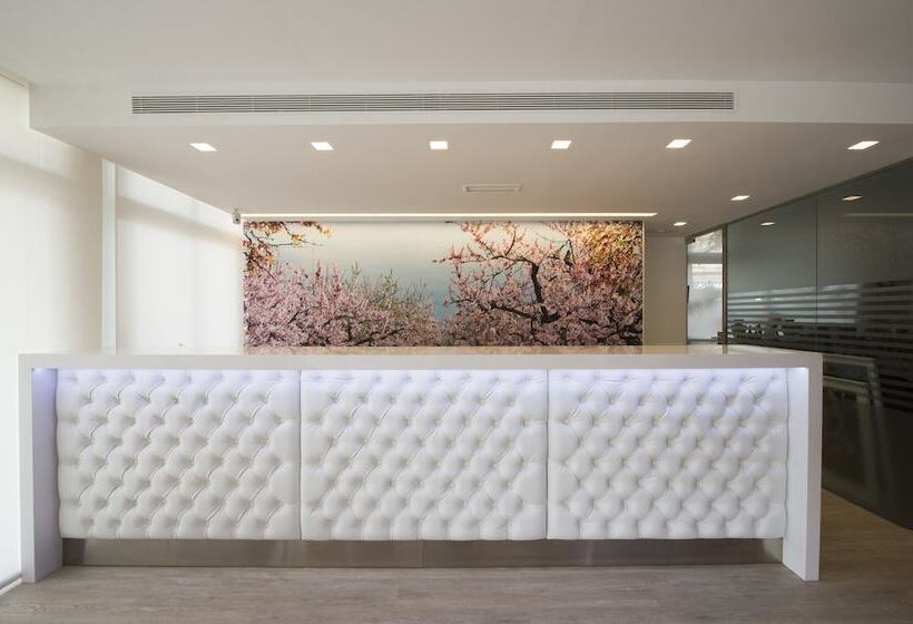 هتل Venecia Paguera