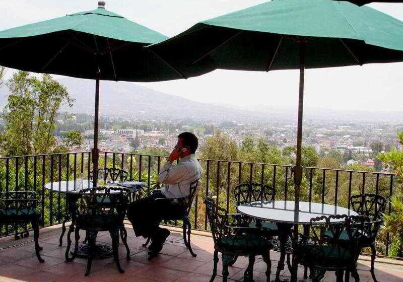 Villa San Jose Hotel & Suites