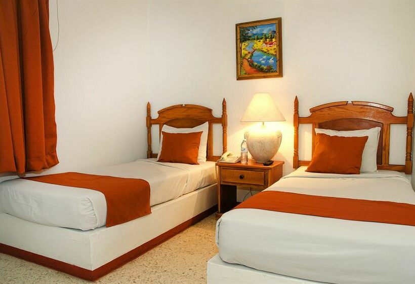 فندق Vista Junior Terminal Guadalajara