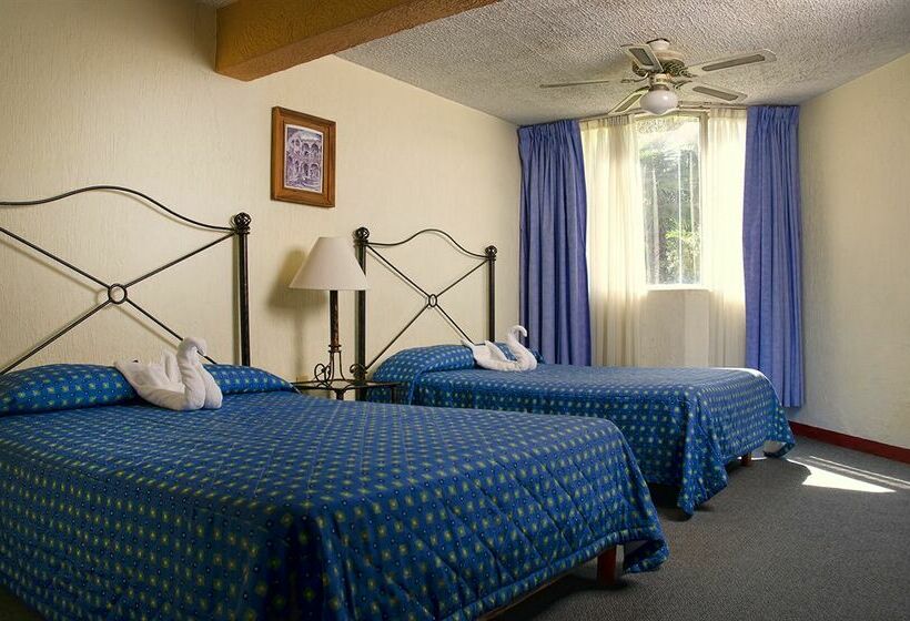 호텔 Vista Junior Terminal Guadalajara