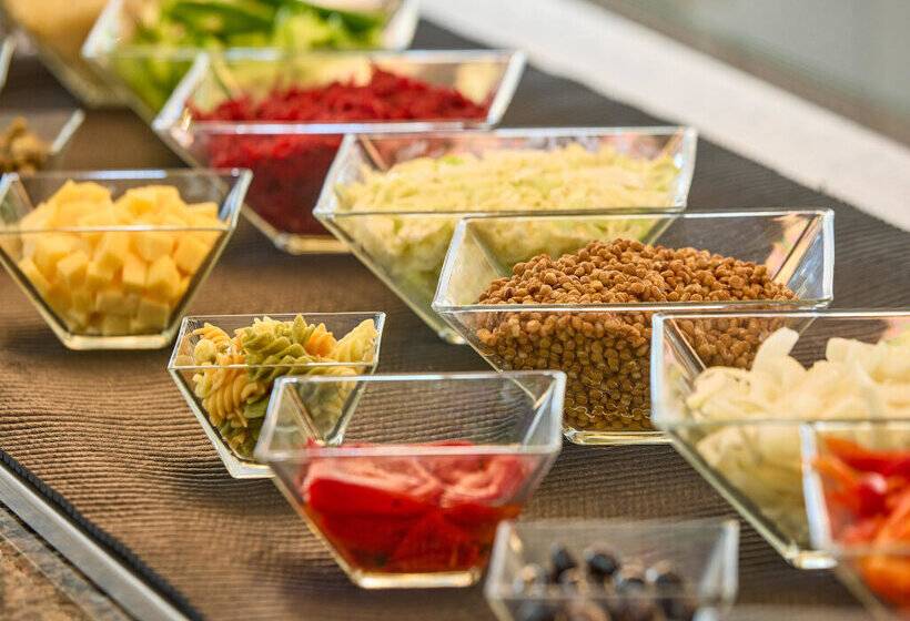 ホテル Zafiro Alzinar Mar- Adults Only