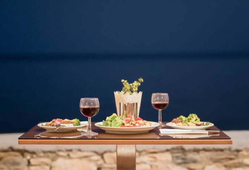 Hydrele Beach Hotel & Village