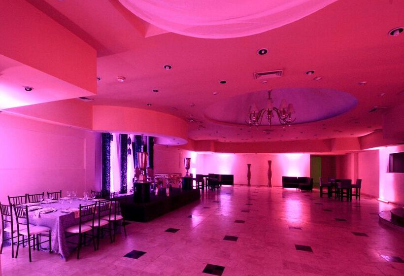 Istay Hotel Ciudad Victoria