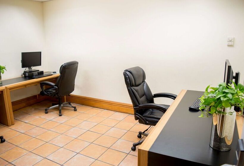 Istay Hotel Ciudad Victoria