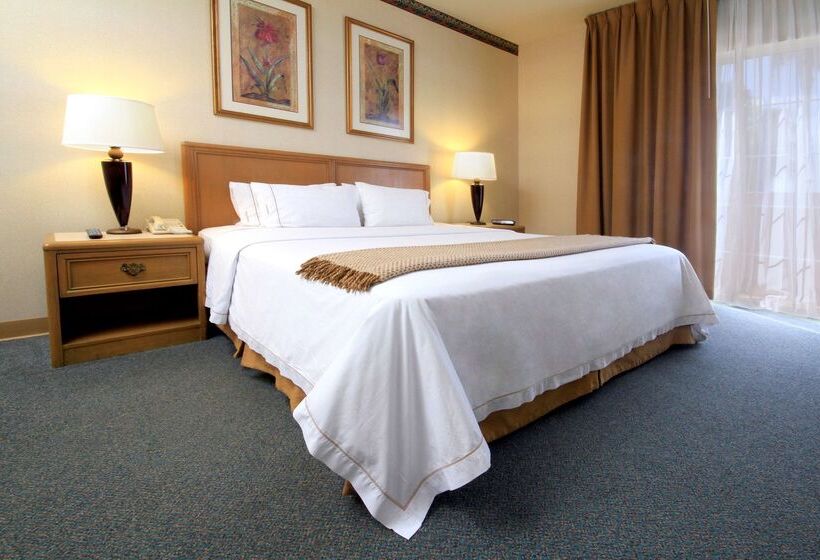 Istay Hotel Ciudad Victoria