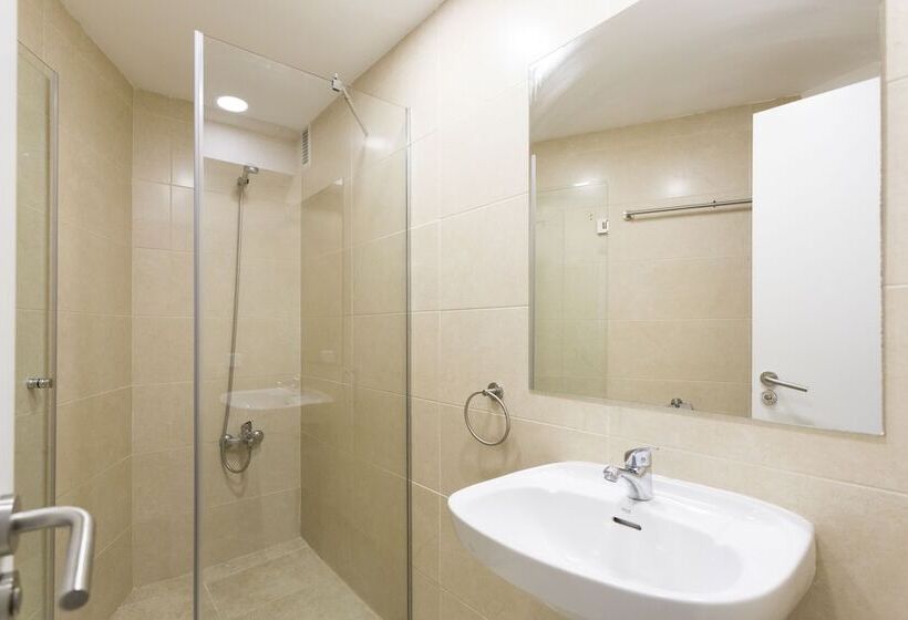 Magalluf Playa Apartments - Adults Only