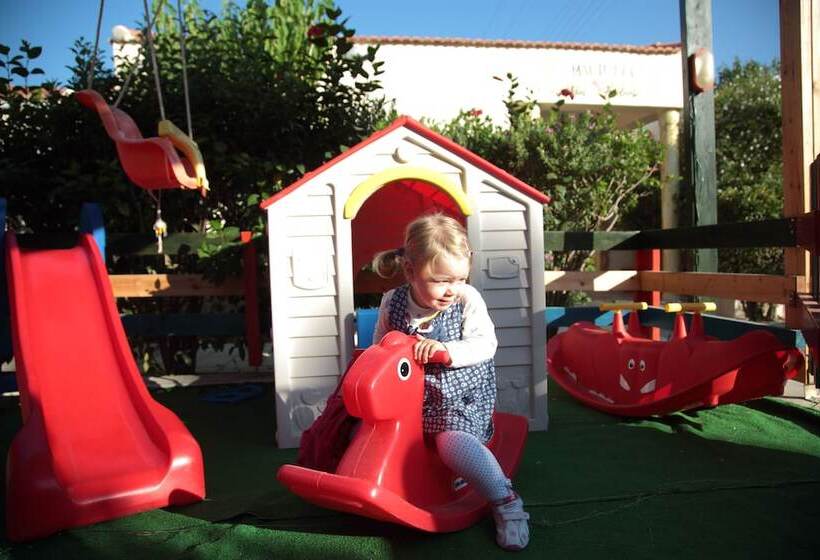 Marietta Hotel & Apartments