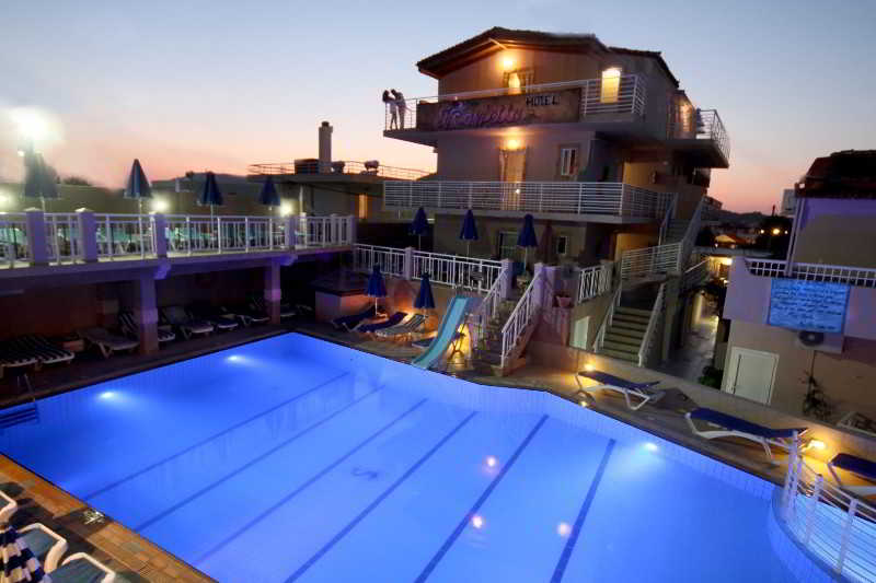 Marietta Hotel & Apartments