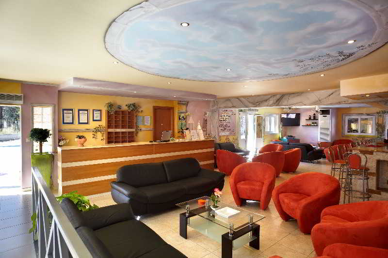 Marietta Hotel & Apartments