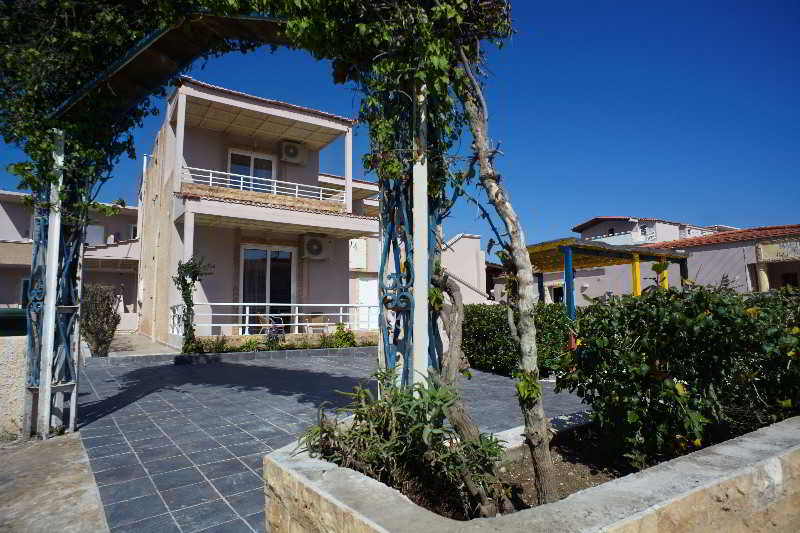 Marietta Hotel & Apartments