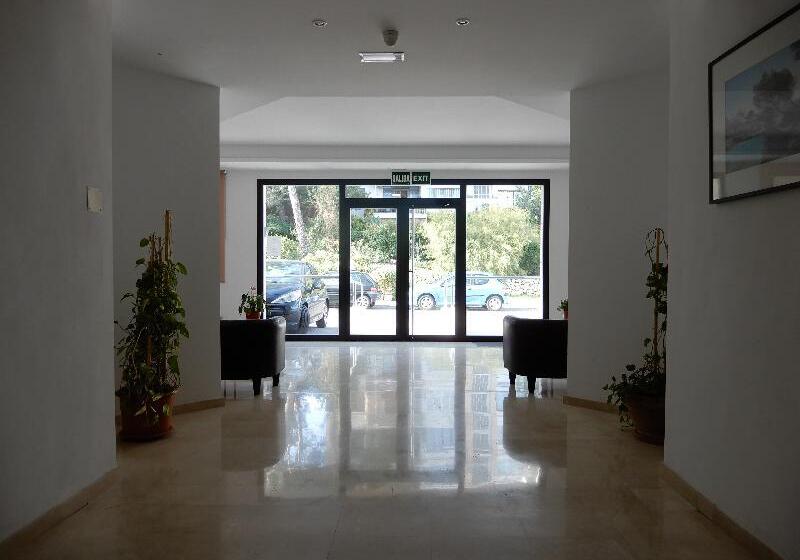 Marina Palmanova Apartamentos