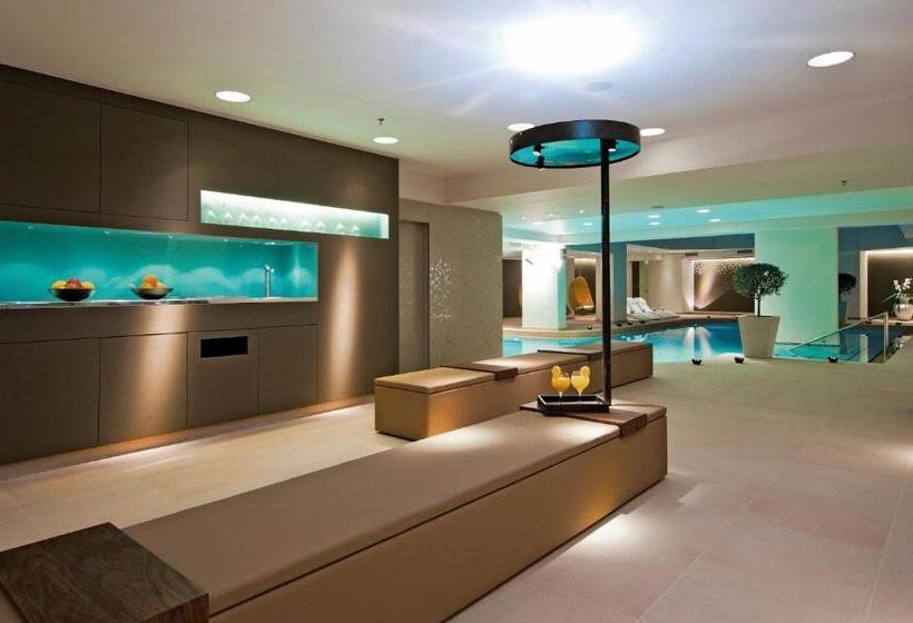 Porto Platanias Beach Resort & Spa