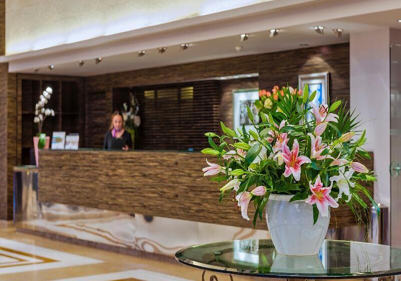 Porto Platanias Beach Resort & Spa