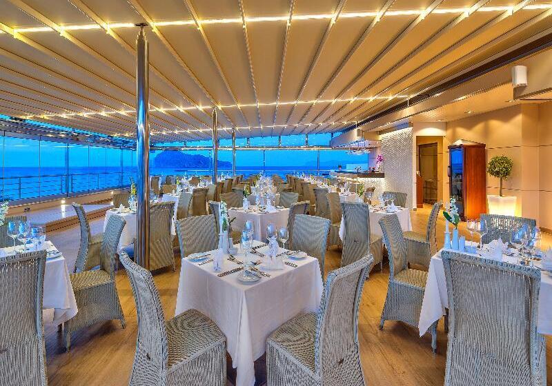 Porto Platanias Beach Resort & Spa