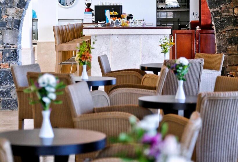 Курорт Blue Sea Beach Affiliated by Melia