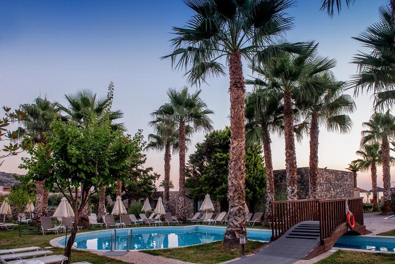 Курорт Blue Sea Beach Affiliated by Melia