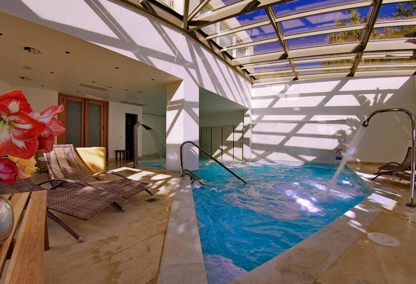 استراحتگاه Blue Sea Beach Affiliated by Melia