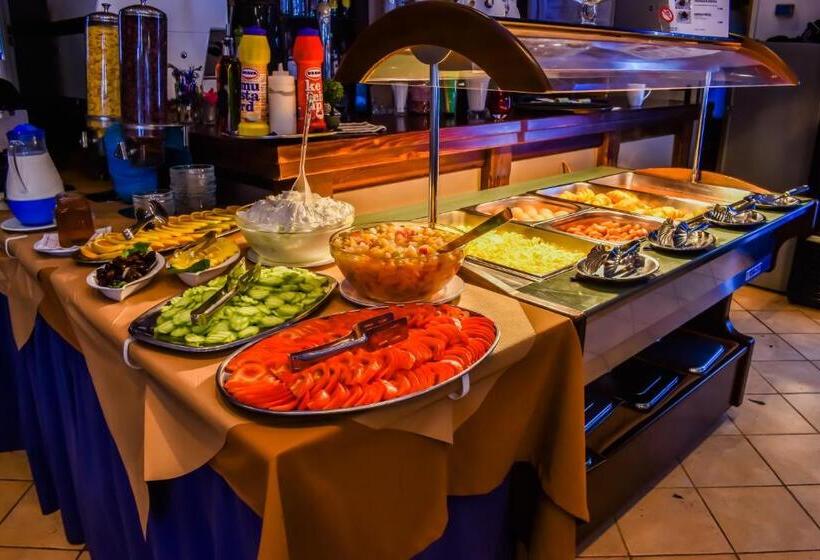 渡假胜地  Govino Bay