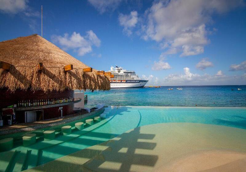 リゾートホテル Grand Park Royal Cozumel All Inclusive