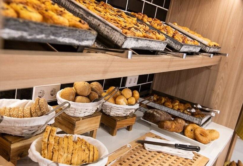 Tomir Portals Suites  Adults Only