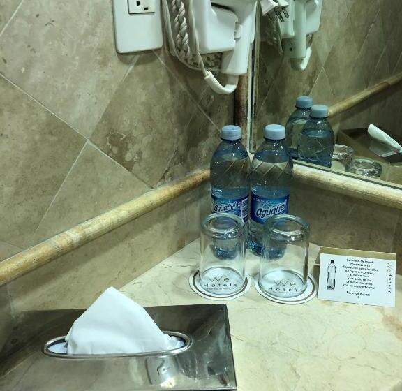 We Hotel Aeropuerto
