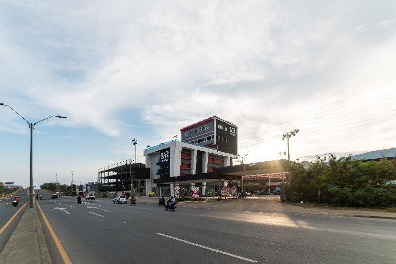 ホテル American Visa Cali