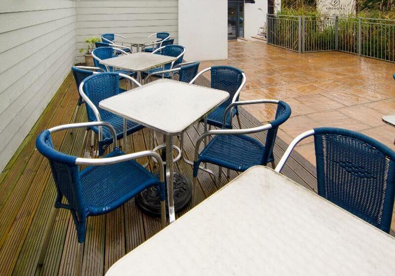 בית מלון כפרי The Gissons