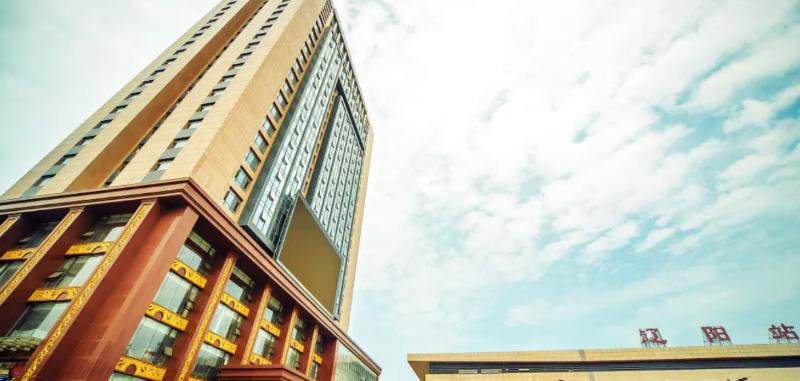 فندق Golden Palace Trade & Business