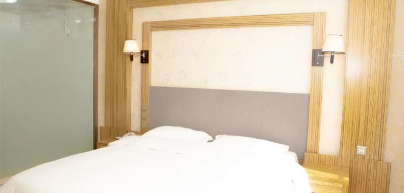 فندق Golden Palace Trade & Business