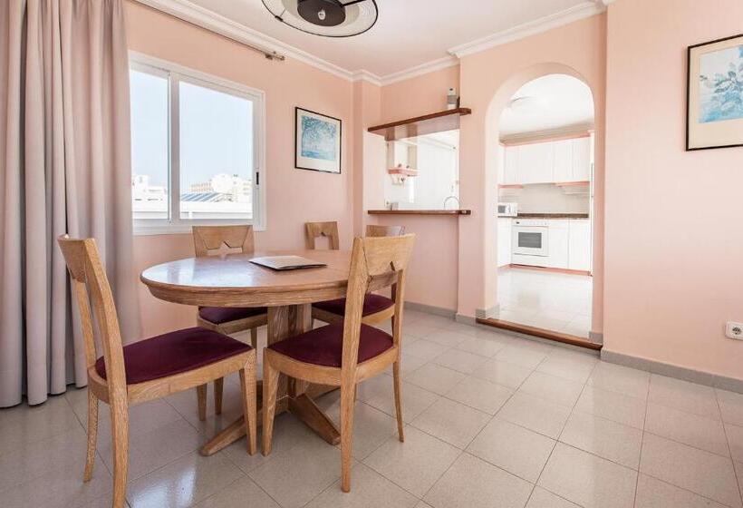 Apartamentos Es Cañe