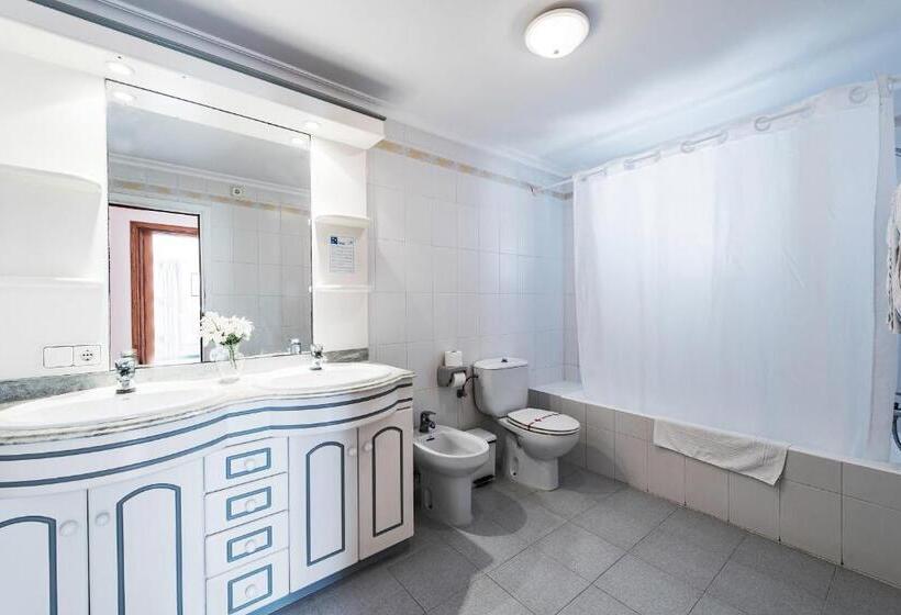 Apartamentos Es Cañe