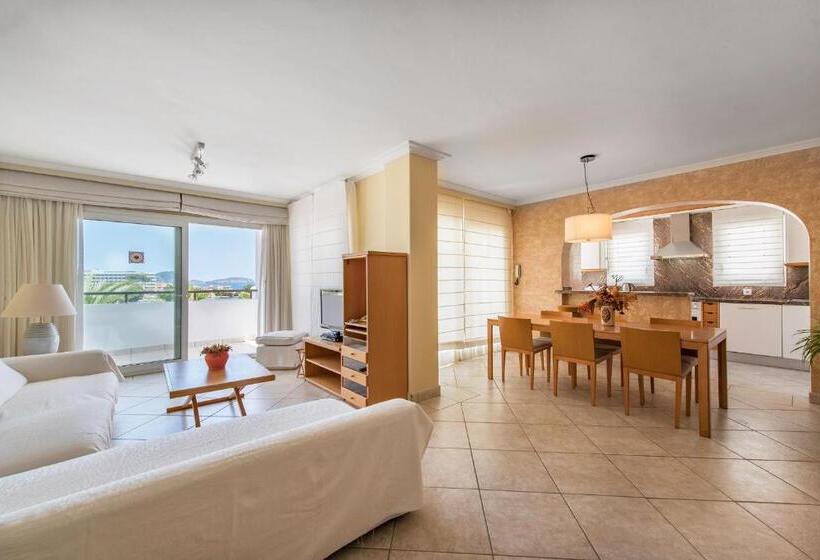 Apartamentos Es Cañe