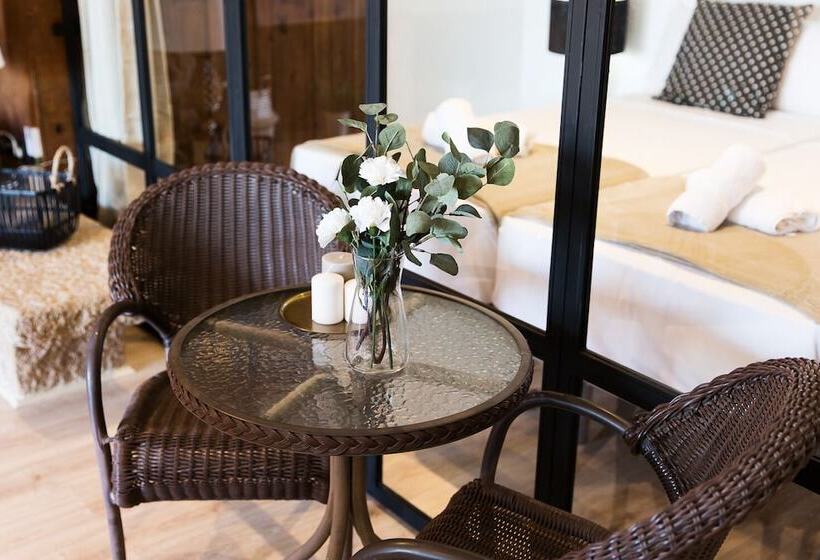 Apartamentos La Nogalera