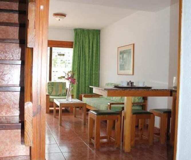 Apartamentos Montecarlo