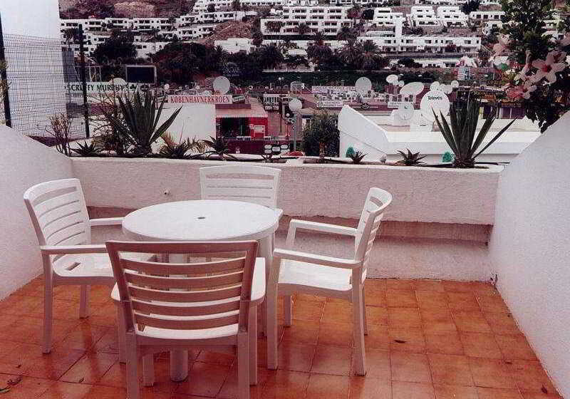 Apartamentos Montecarlo