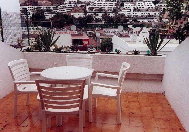 Apartamentos Montecarlo